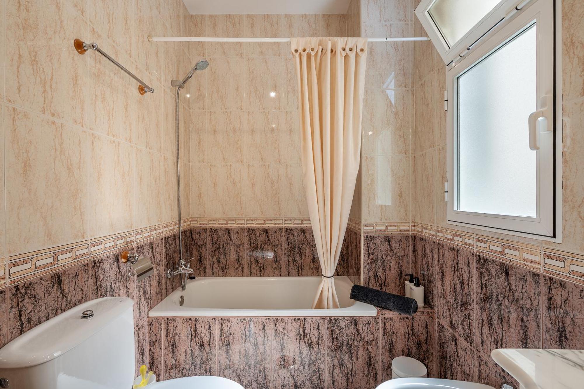 Amplio Apartamento En Gueejar Sierra Appartement Buitenkant foto